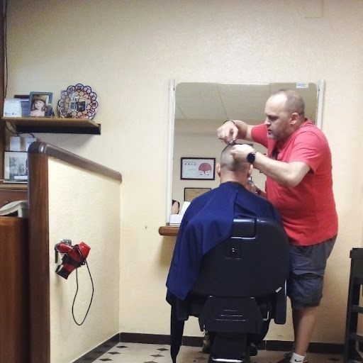 Peluqueria Alvarez c.Industria n.2.Viladecans - Thumbnail