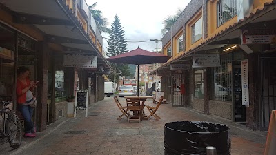 Photos of Centro comercial Capri Express