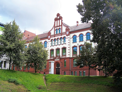 John-Brinckman Gymnasium - Thumbnail