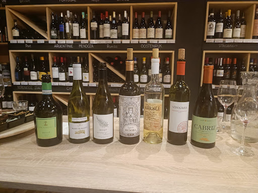 Holy wines - Thumbnail