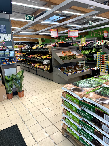 Photo 3 - Carrefour Contact