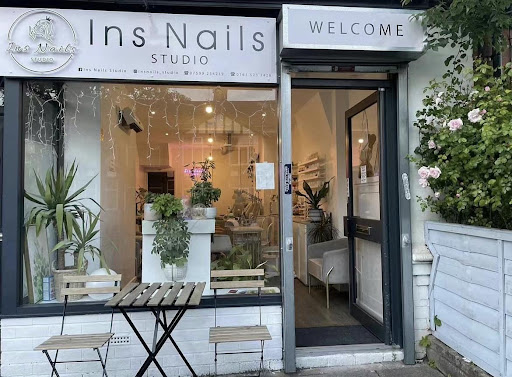 Ins nails studio