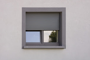 Photo n°11 de LJM Menuiserie - Maison du Menuisier à Lignan-sur-Orb (Magasin de fenêtres en PVC)
