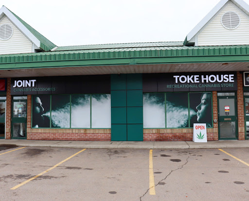 Toke House Logo