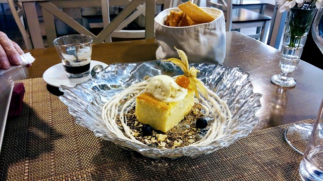 LOLA Gastroespacio