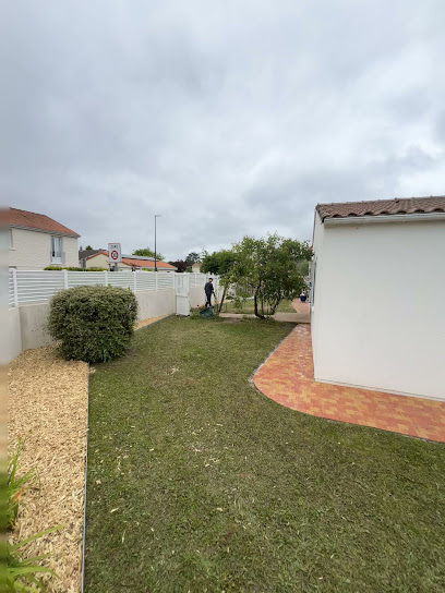 Cs paysage - entretien de jardin (particulier et entreprise) et création paysagère (clôture, terrasse, allée, terrassement)