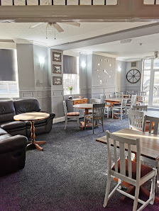 The Golden Lion 1 The Square, Ferrybridge, Knottingley WF11 8ND, United Kingdom