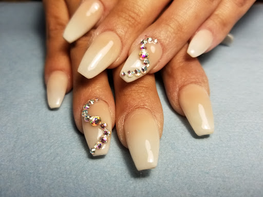 Xotic Nails - Visual