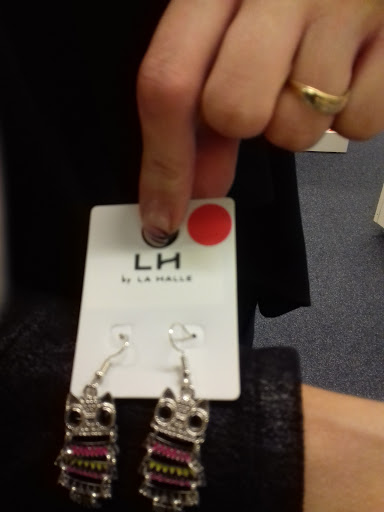 La Halle Baumes Les Dames - Thumbnail