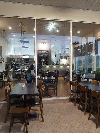 Coles Old Bar - Visual
