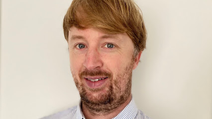 Dr Pierre Descargues