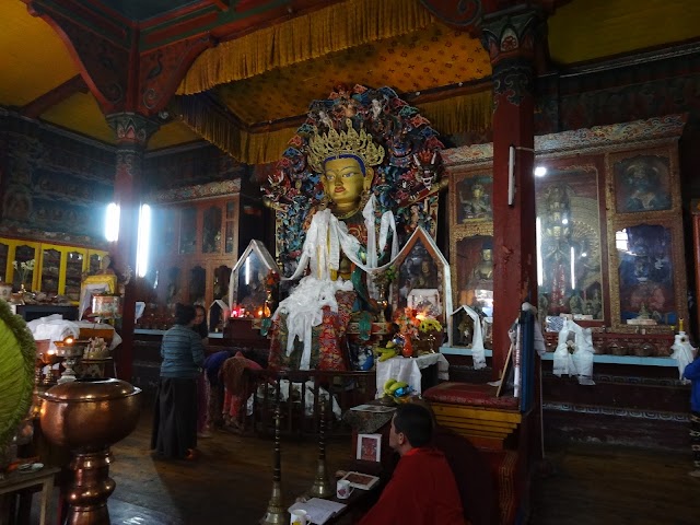 Monastère de Ghum