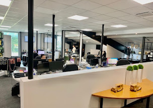 Photo n°8 de Housses Autos DBS Sa à Lys-lez-Lannoy (Magasin d'accessoires automobiles)