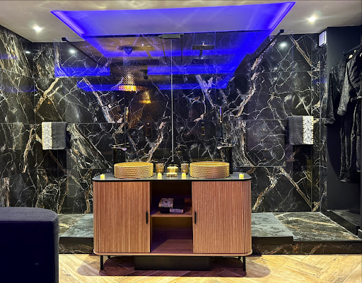 TownHouse Suite & Spa - Thumbnail