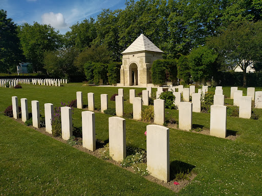 Douvres-la-Délivrande CWGC - Thumbnail