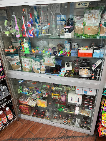 7 Slope Gourmet DelI by null