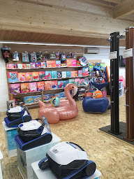 Photo n°20 de ATOUT PISCINES à Cusset (Magasin de matériel pour piscines)