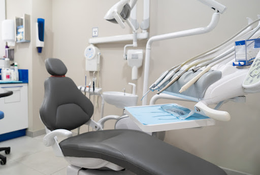 Clínica Dental en Pueblo Nuevo - Denty Dent calle Alcalá - Thumbnail