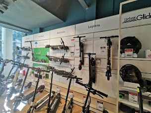 Photo n°7 de DARTY Tourville à Tourville-la-Rivière (Magasin de meubles de cuisine)