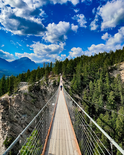 Golden Skybridge - Thumbnail