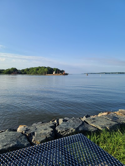 Thomas Point Shoal Light