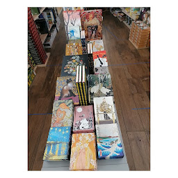 Photo n°22 de Mona Lisait à Paris (Librairie)