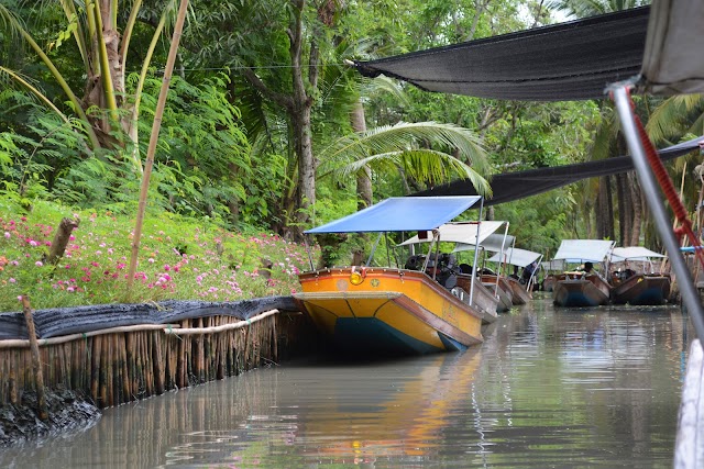 Floating Market Bangkok Tour