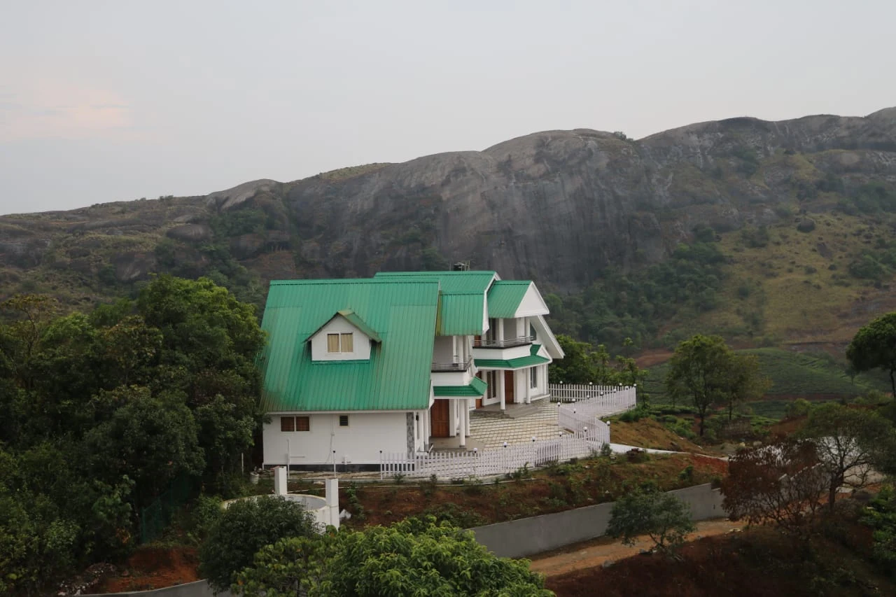 Ave Meadows Vagamon