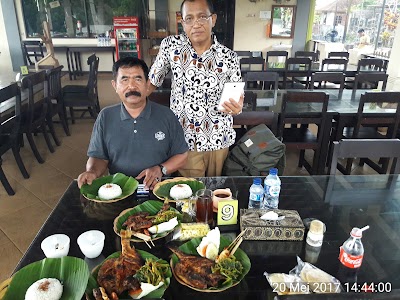 Photos of Warung Purnama