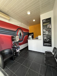 Photo n°5 de Renault / Dacia - Garage GT AUTO à Alfortville (Garage automobile)
