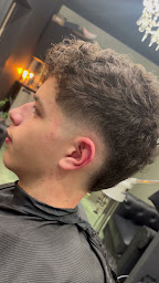 Photo n°21 de Valentin Giglio Coiffeur Styliste - Barbier à Lunel (Barbier)