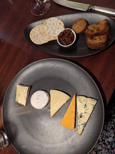 http://www.meltonsrestaurant.co.uk/