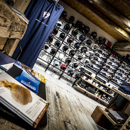 Photo n°9 de Precision Ski Arc 2000 - Front de neige à Bourg-Saint-Maurice (Magasin d'articles de sports)