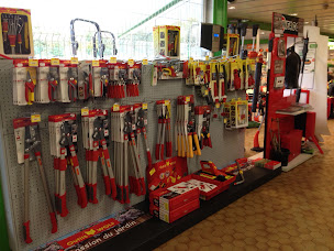 Photo n°15 de Agrima SARL à Saint-Nazaire-les-Eymes (Atelier de réparation de tracteurs)