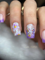 Photo n°5 de Cath_Nails à Villefranche-sur-Saône (Salon de manucure)