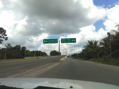 Photos of Subteniente L&oacute;pez Park