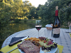 Photo n°3 de Auberge de l'Enchanterie à Le Vast (Restaurant)