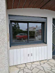 Photo n°14 de PEYROT MENUISERIE à Aussillon (Menuisier)