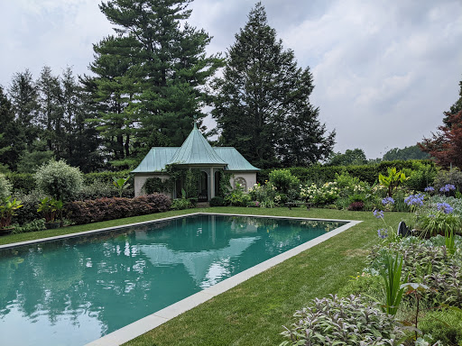 Chanticleer, a pleasure garden - Thumbnail