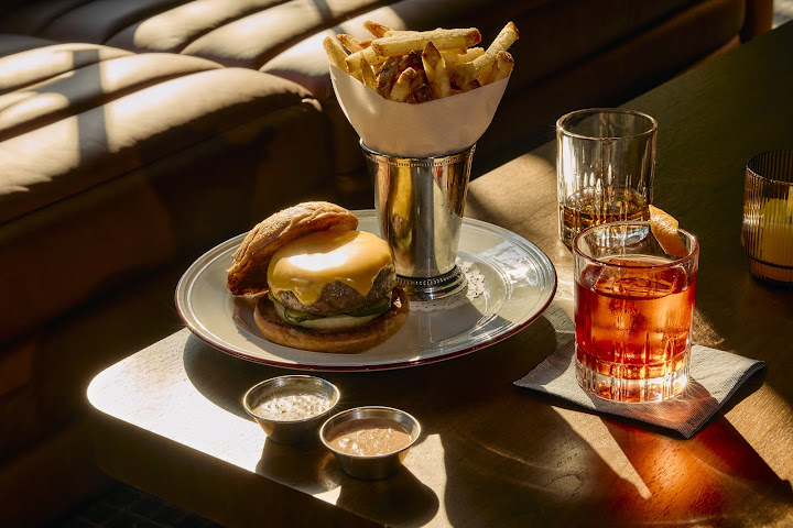 The Royale Room by null