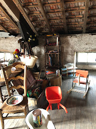 Photo n°7 de Brocante & Patine à Tour-de-Faure (Magasin de meubles d'occasion)