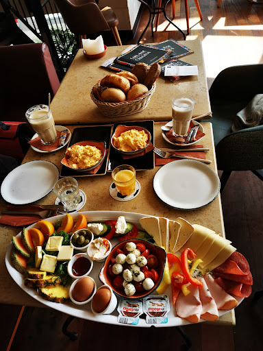 Cafe & Bar Celona Essen - Thumbnail