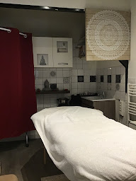 Photo n°5 de Coiff & Mèches à Grasse (Salon de coiffure)