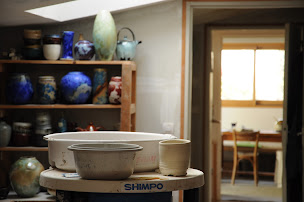 Photo n°10 de École Créamik, Matthieu Liévois à Séné (Cours de poterie)