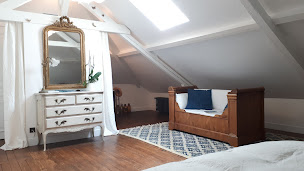 Photo n°4 de La Villa Bon Accueil 1884 à Neuilly-Plaisance (Chambre d'hôtes)