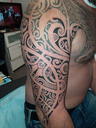 Photo n°2 de Fati Tattoo à Biarritz (Tatoueur)