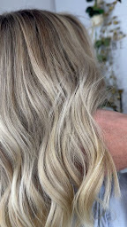 Photo n°3 de Neya beauty à Prunelli-di-Fiumorbo (Salon de coiffure)