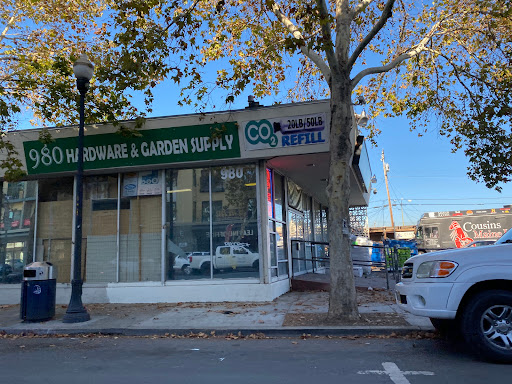 980 Hardware and Garden Supply