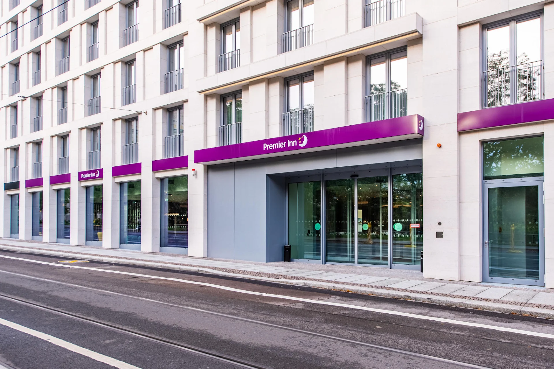 Premier Inn Leipzig City Oper Hotel