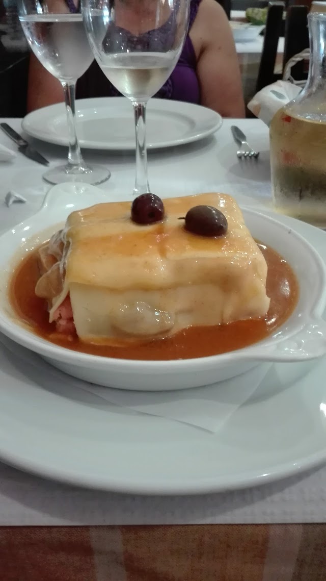 Churrasqueira Central de Francos